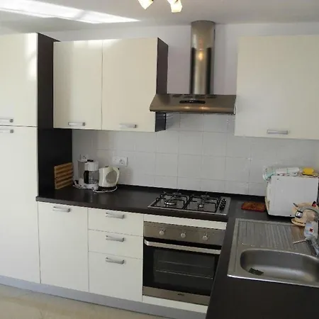 Ferienwohnung Fur 4 Personen Ca 45 Qm In Crikvenica, Kvarner Bucht Und Umgebung - B54912 Apartman